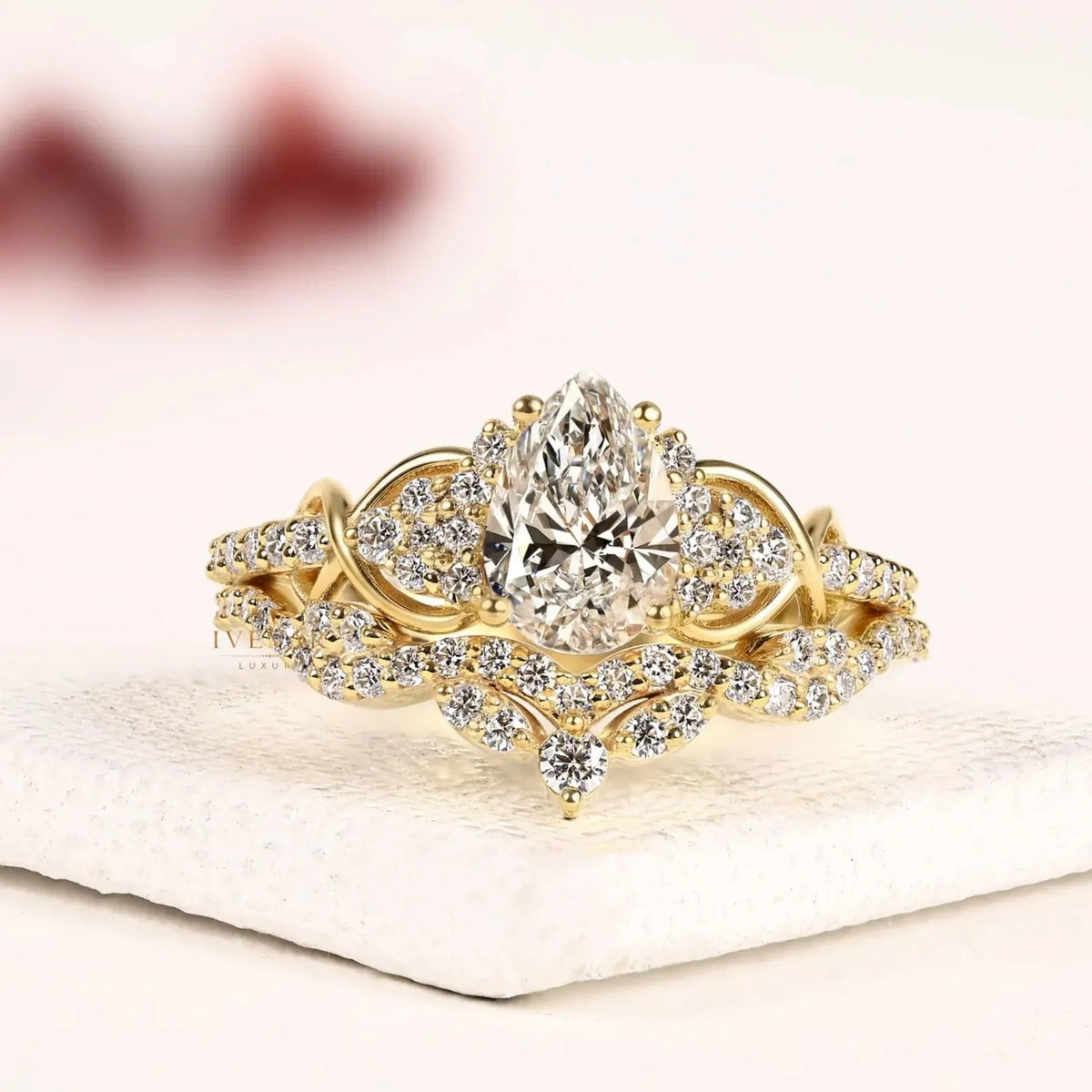 pear cut infinity lab diamond bridal set