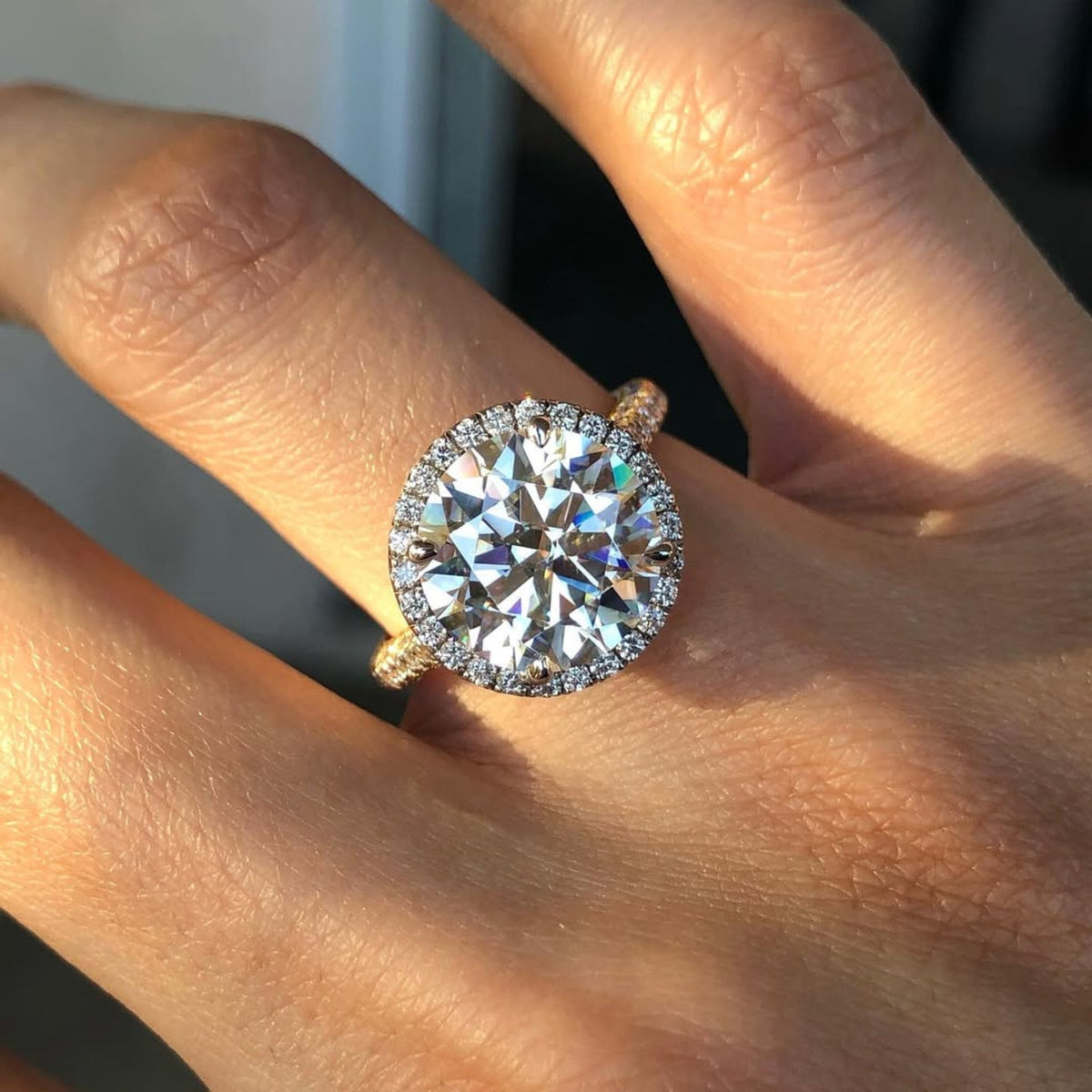 round halo lab diamond pave ring